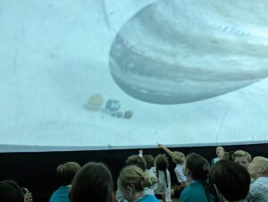 Photo showing Horsmonden pupils experiencing the Wonderdome during Innovation Week.